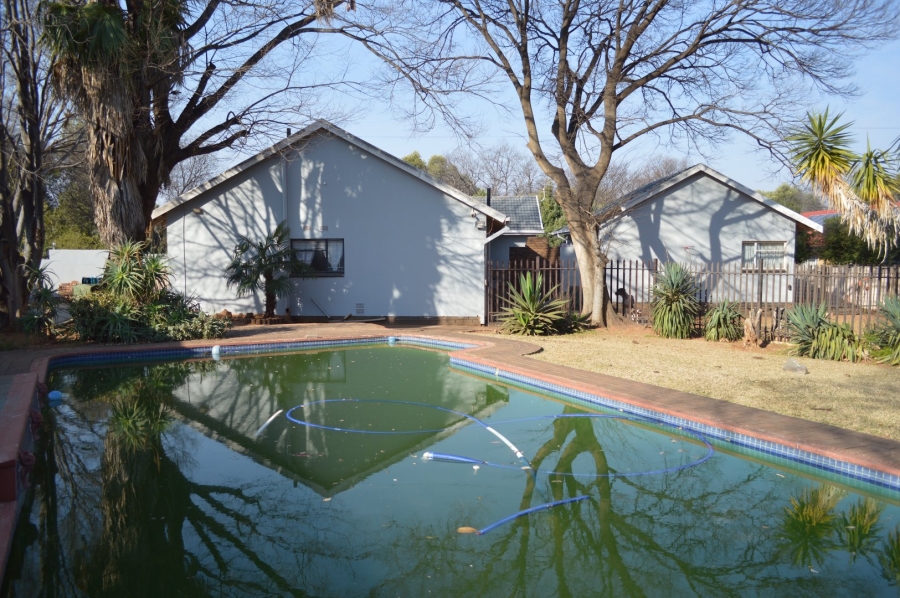 3 Bedroom Property for Sale in Flamwood North West